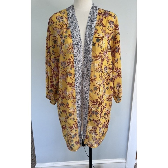 Japna Women’s Kimono Topper Cardigan Yellow Floral Hawaiian Beach Cruise Coverup - Picture 2 of 5